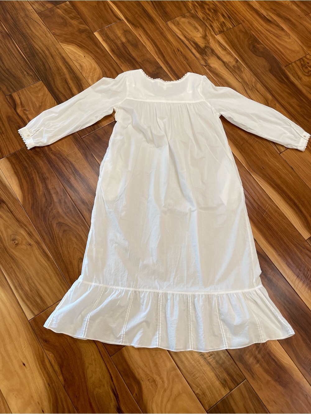 Eileen West Heirloom Dream White Cotton long sleeve gown size M cottagecore lace - Picture 8 of 8